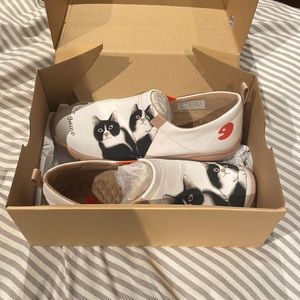 BRAND NEW UIN MILKY KITTY SHOES